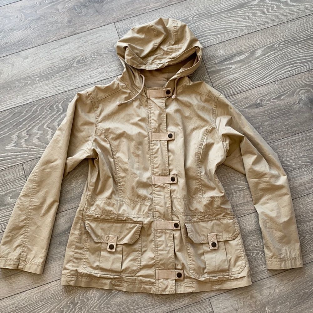 Utility Hooded Jacket in Tan